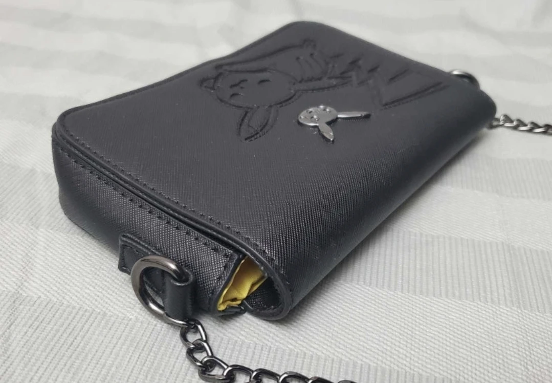 Like new Lounge fly pokemon pikachu purse bag - photo 3