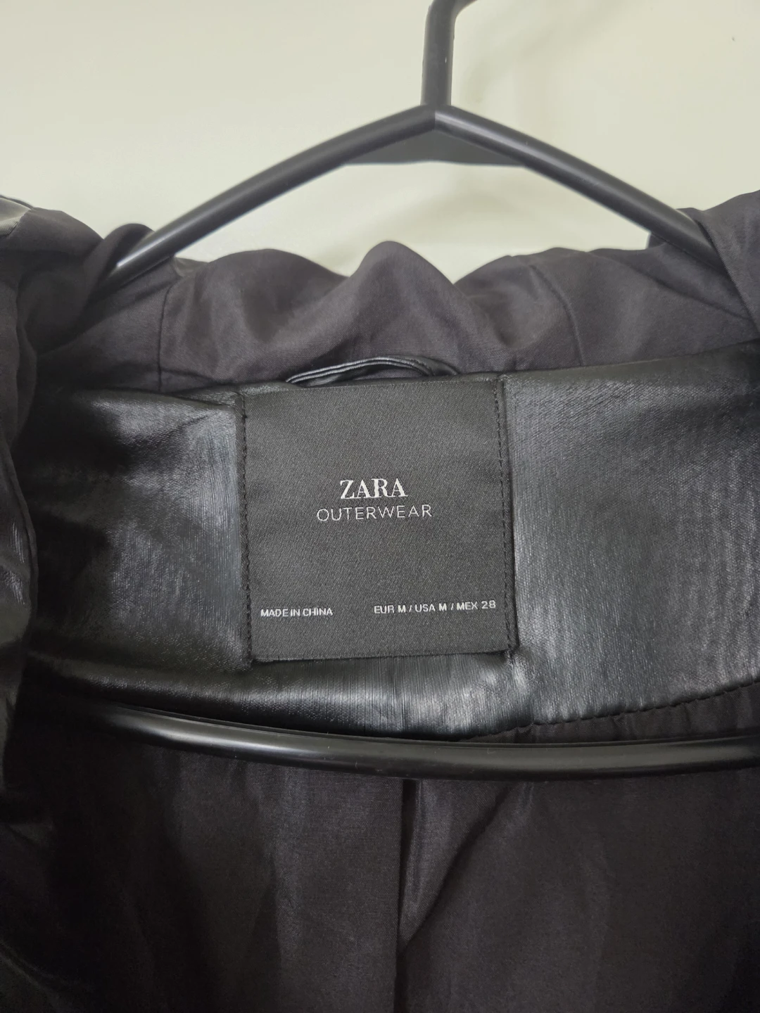 (M size)Zara Black Puffer Jacket - photo 3