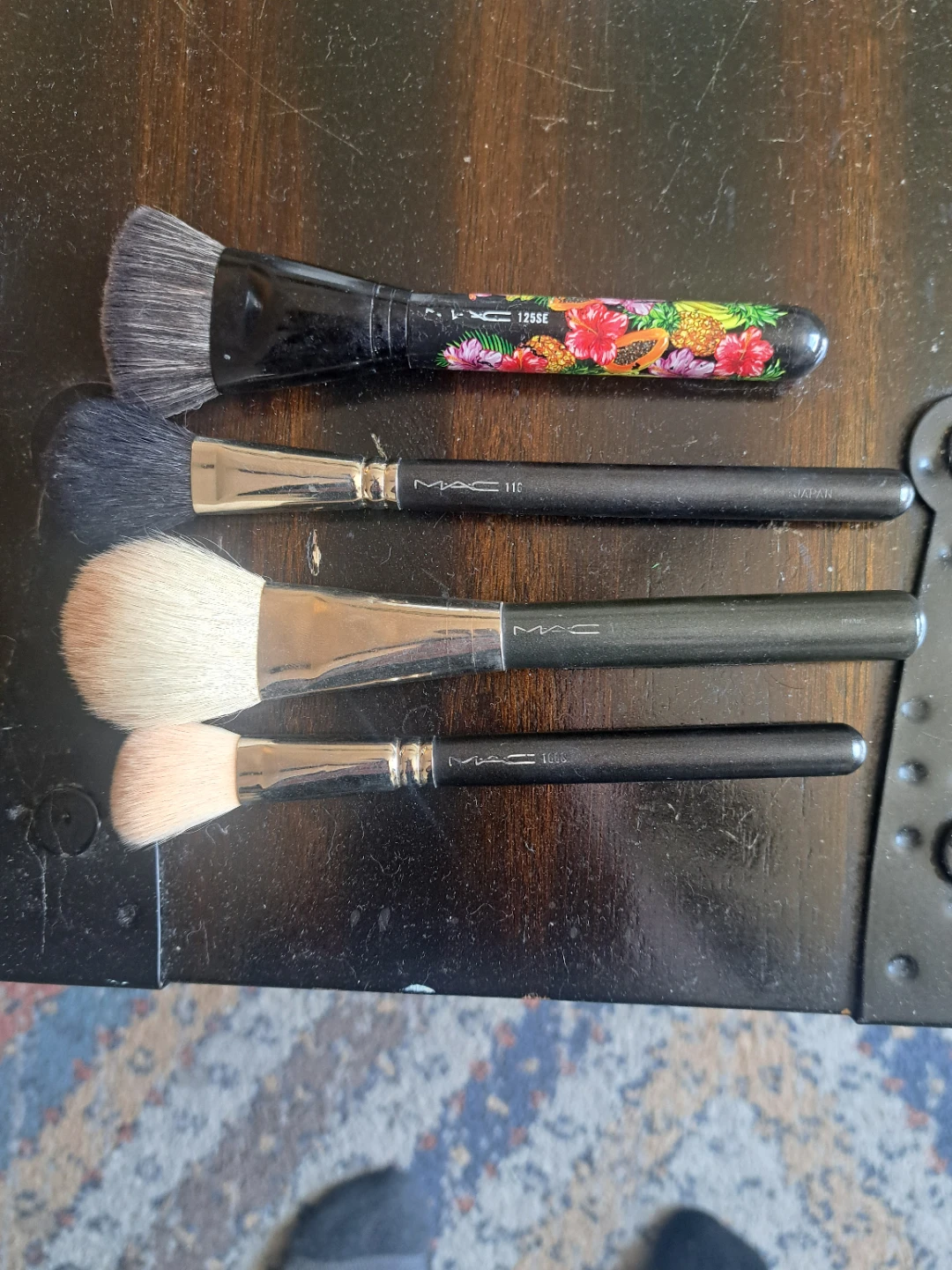 MAC Makeup Brushes Set