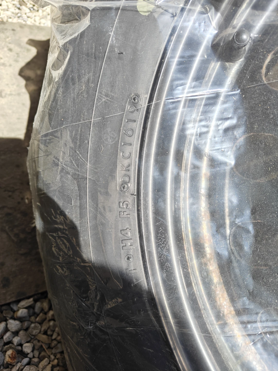225/65/17 Blizzak WS90 on Steel Rims - photo 3