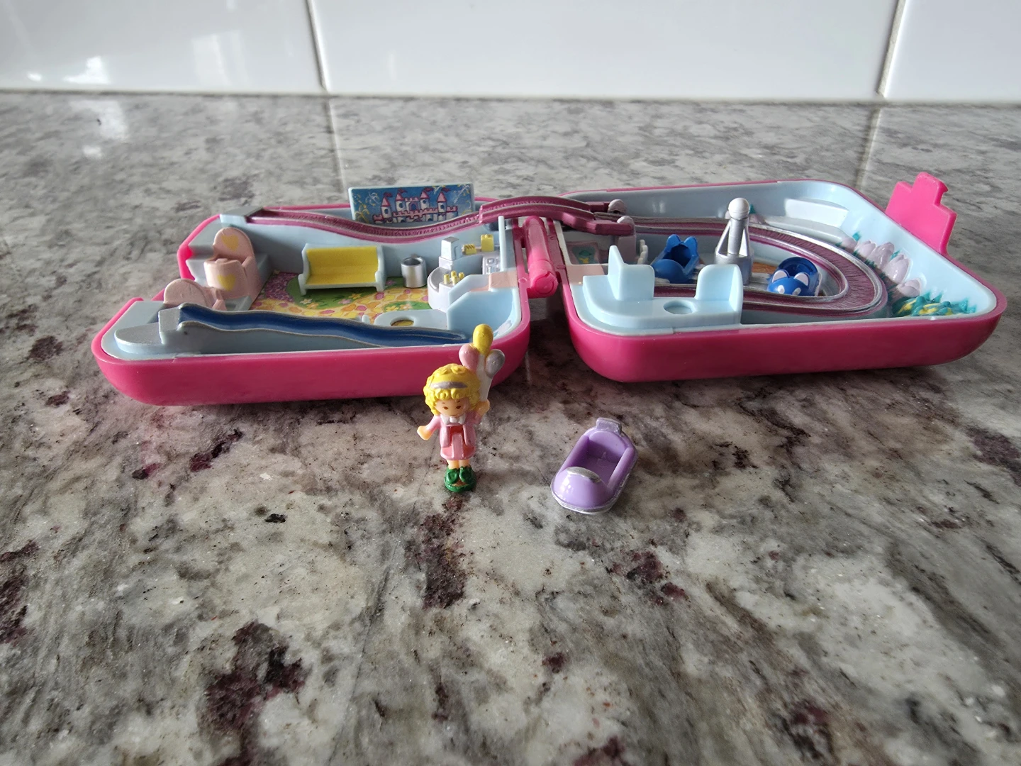 1989 Polly Pocket -  Polly @ Polly World