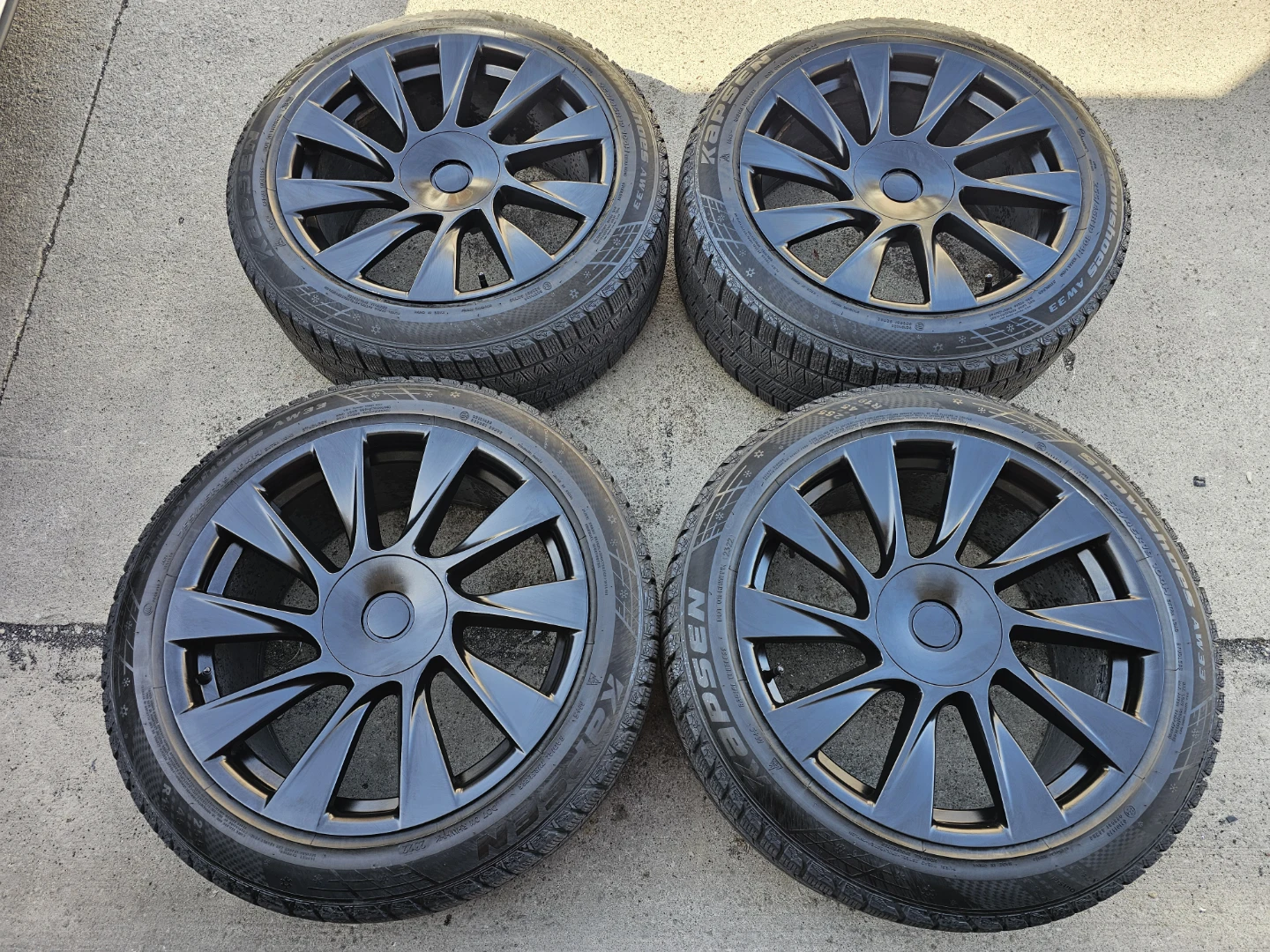 TESLA MODEL Y WINTER TIRES ON RIMS 255/45 R19
