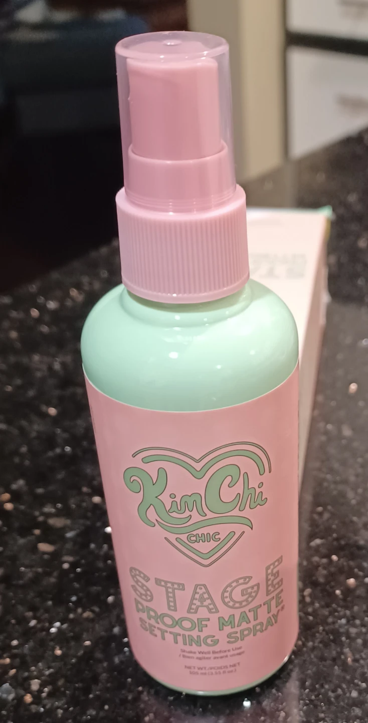 KimChi Chic Stage Proof Matte Setting Spray