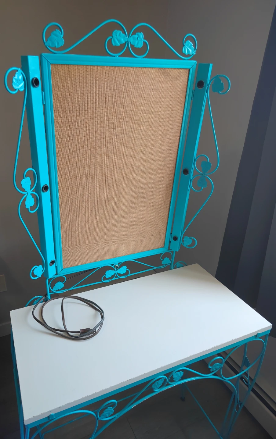 Ornate Vanity Desk with Cushioned Chair - photo 3