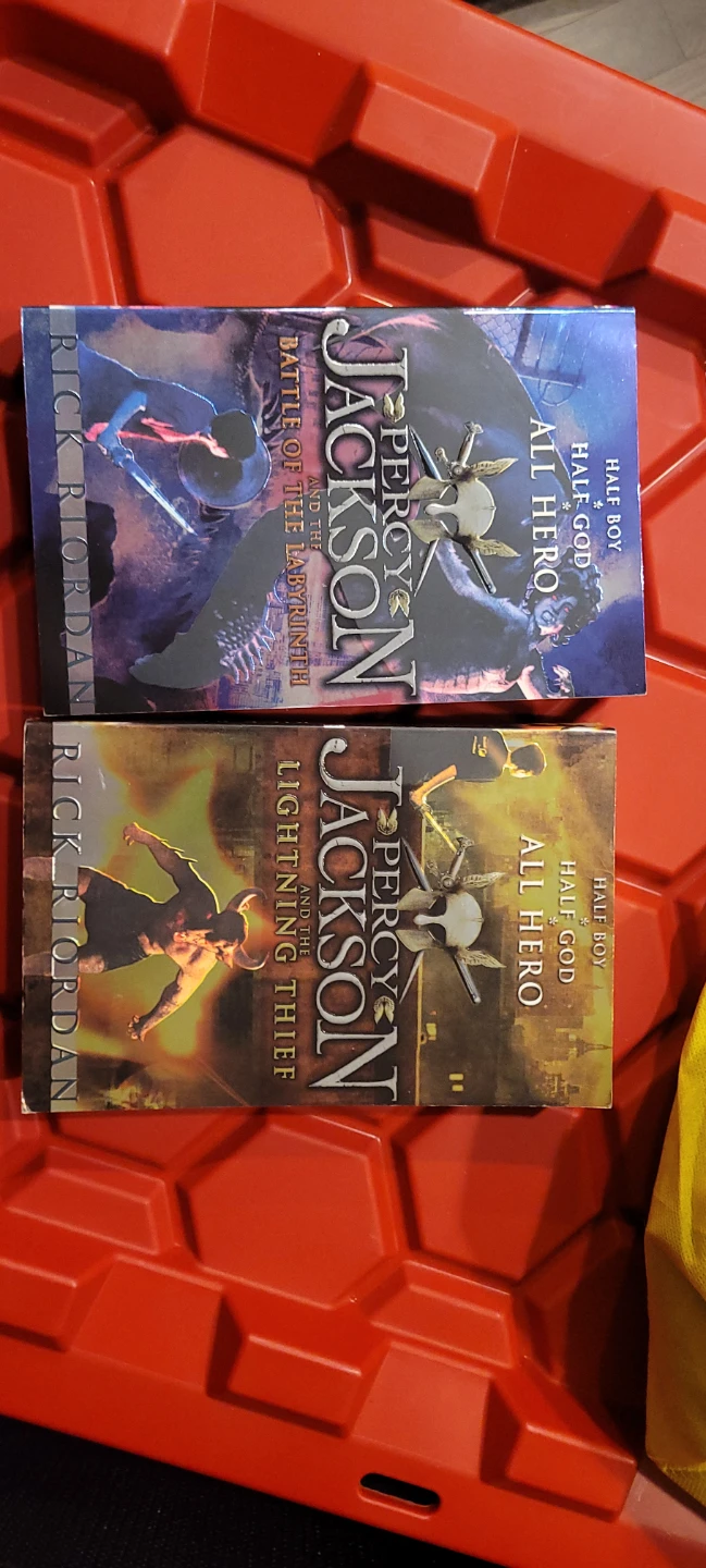 Percy Jackson & The Olympians Books 1 & 2