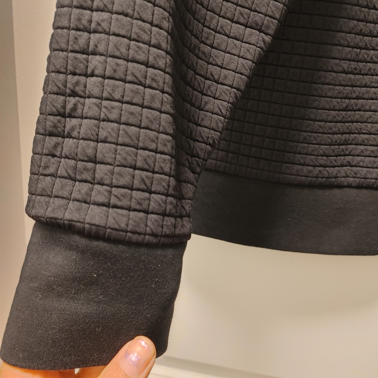 Men's Quilted Crewneck Sweatshirt size Medium - photo 4