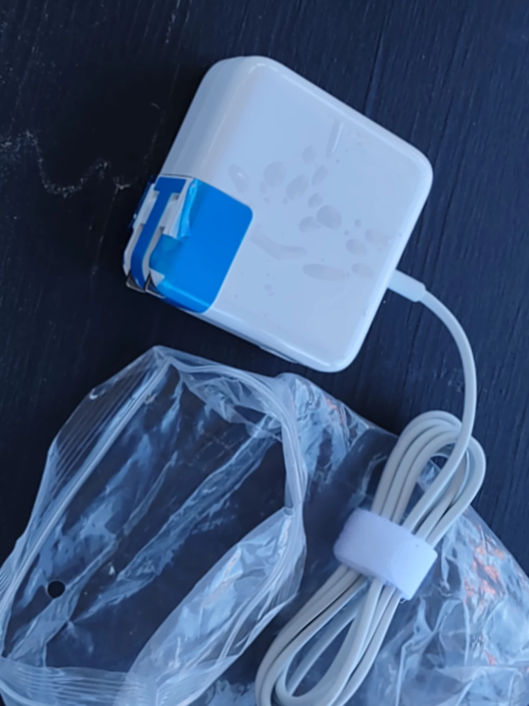 Free 96W USB-C Power Adapter MacBook pro/ air - photo 2