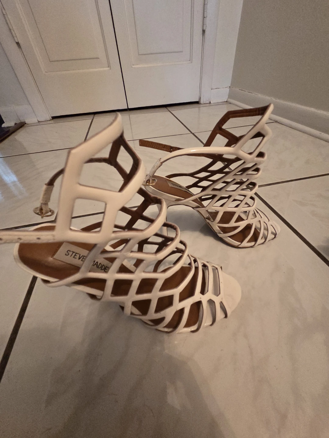 Steve Madden White Strappy Heels - photo 3