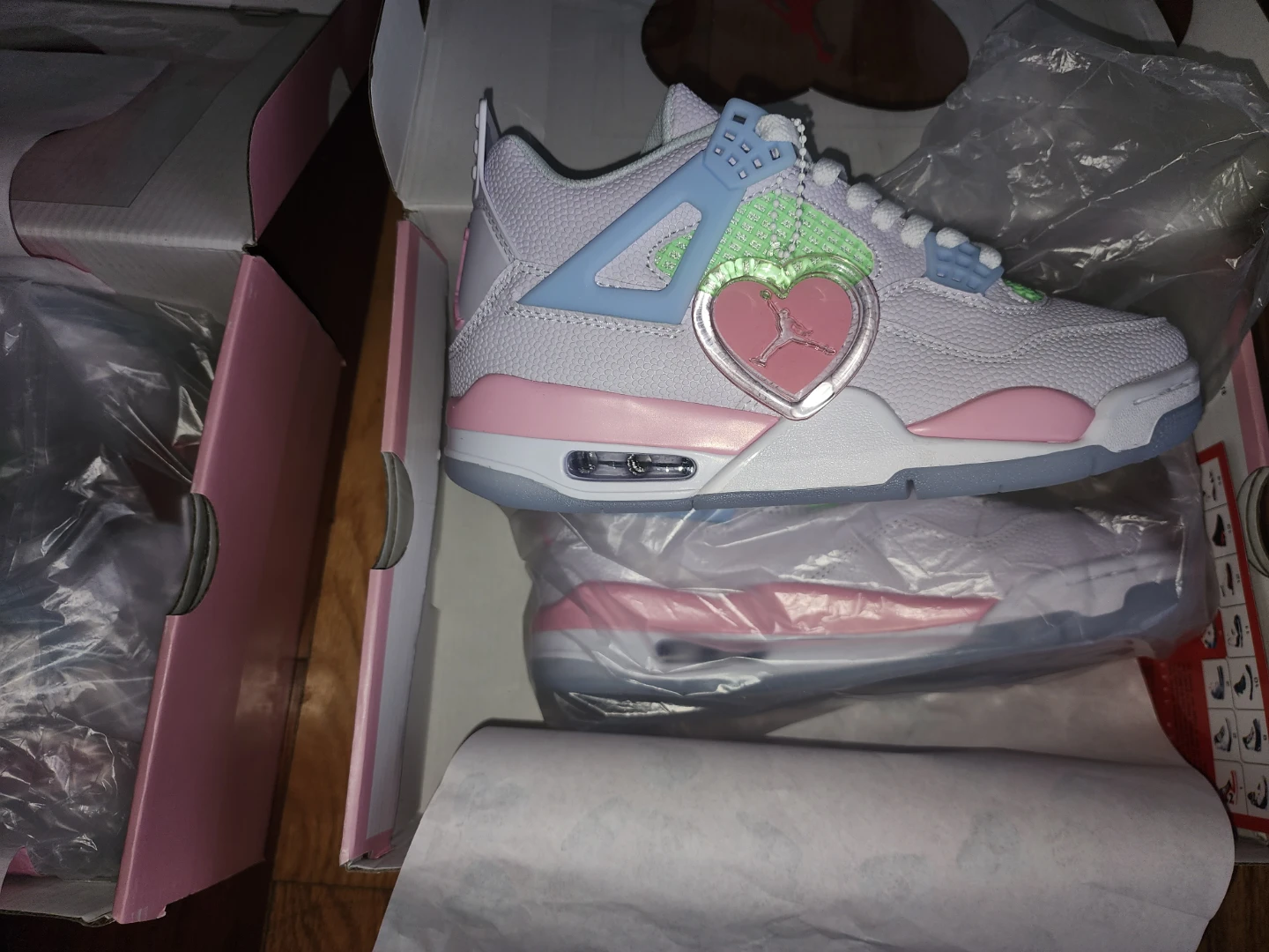 Air Jordan Retro 4 Sneakers - photo 4