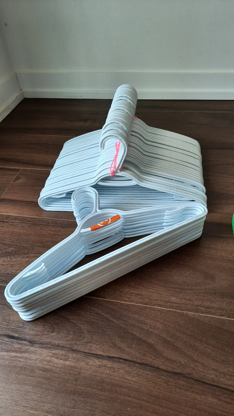 BRAND NEW Neatfreak 40 Clothes Hangers - 30 Pack + 10 FREE - photo 3