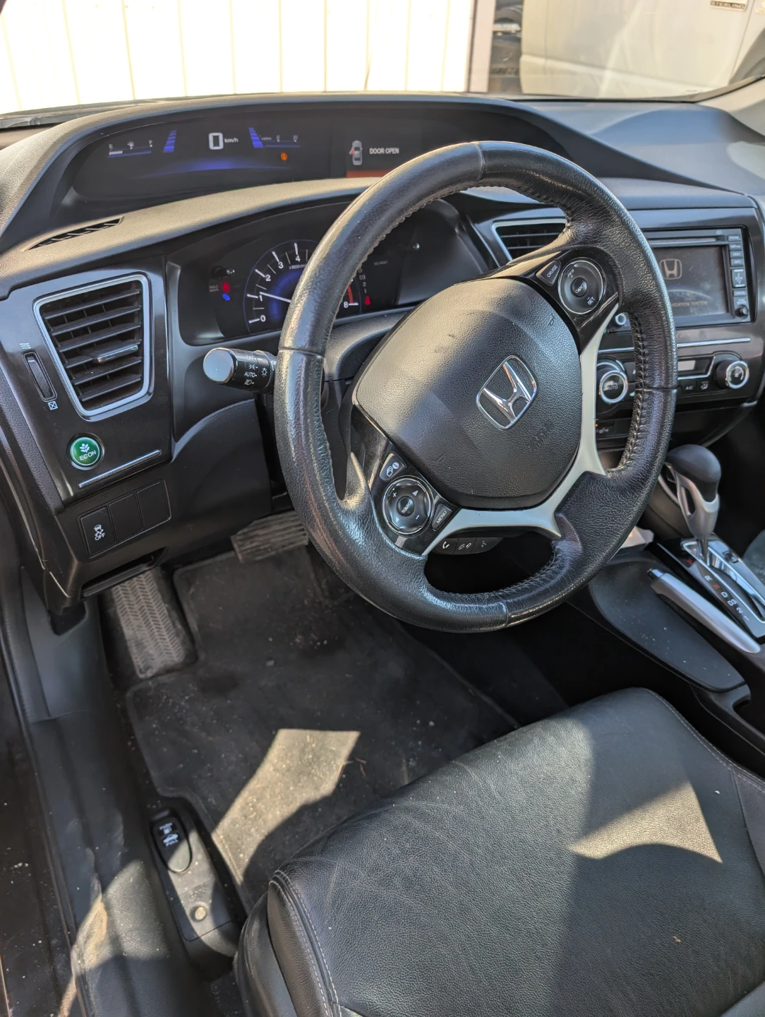 2013 fully loaded Honda civic touring - photo 3