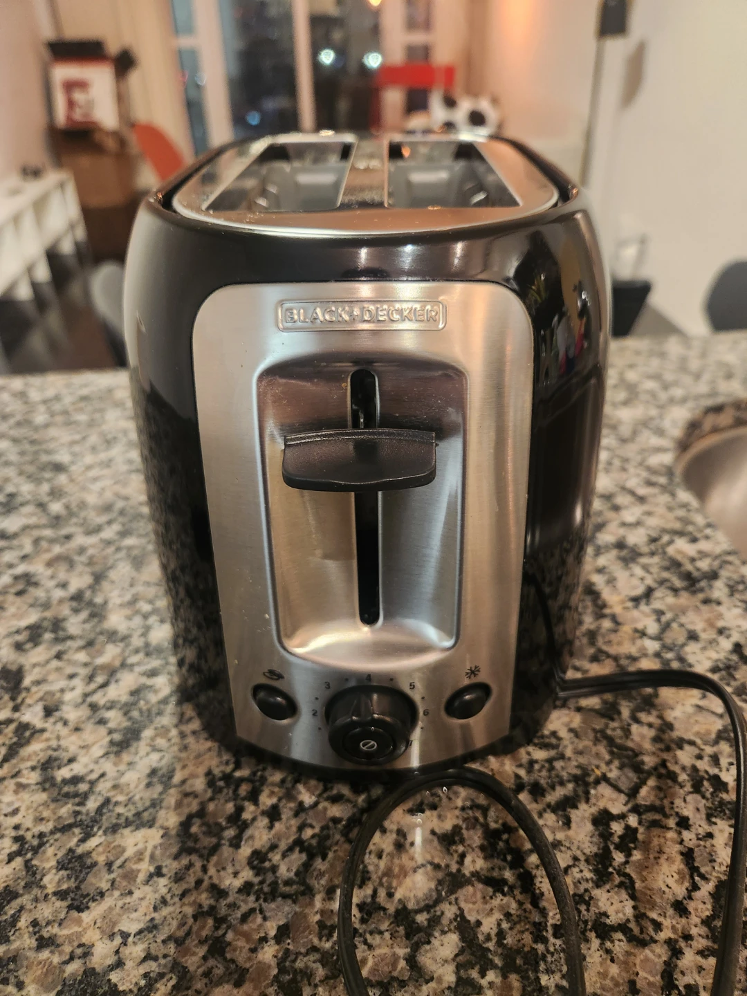 Black+Decker 2-Slice Toaster - photo 3