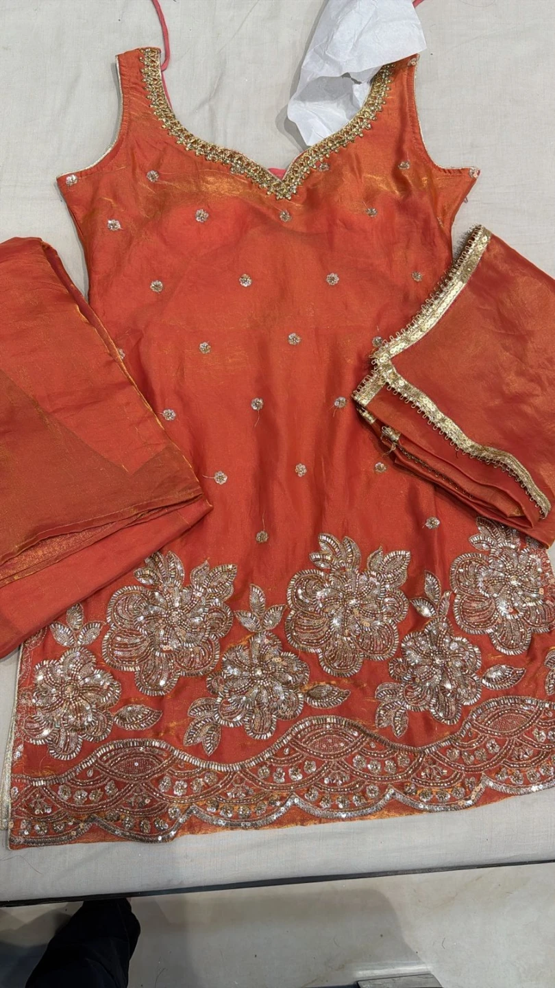 Stunning sharara