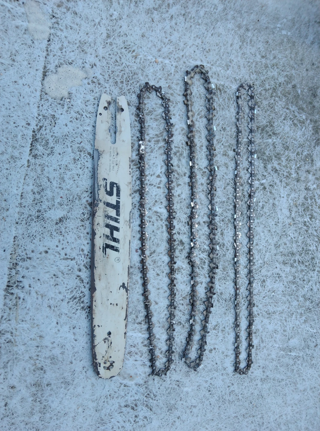 Stihl Chainsaw Bar and 3 Chains - photo 2