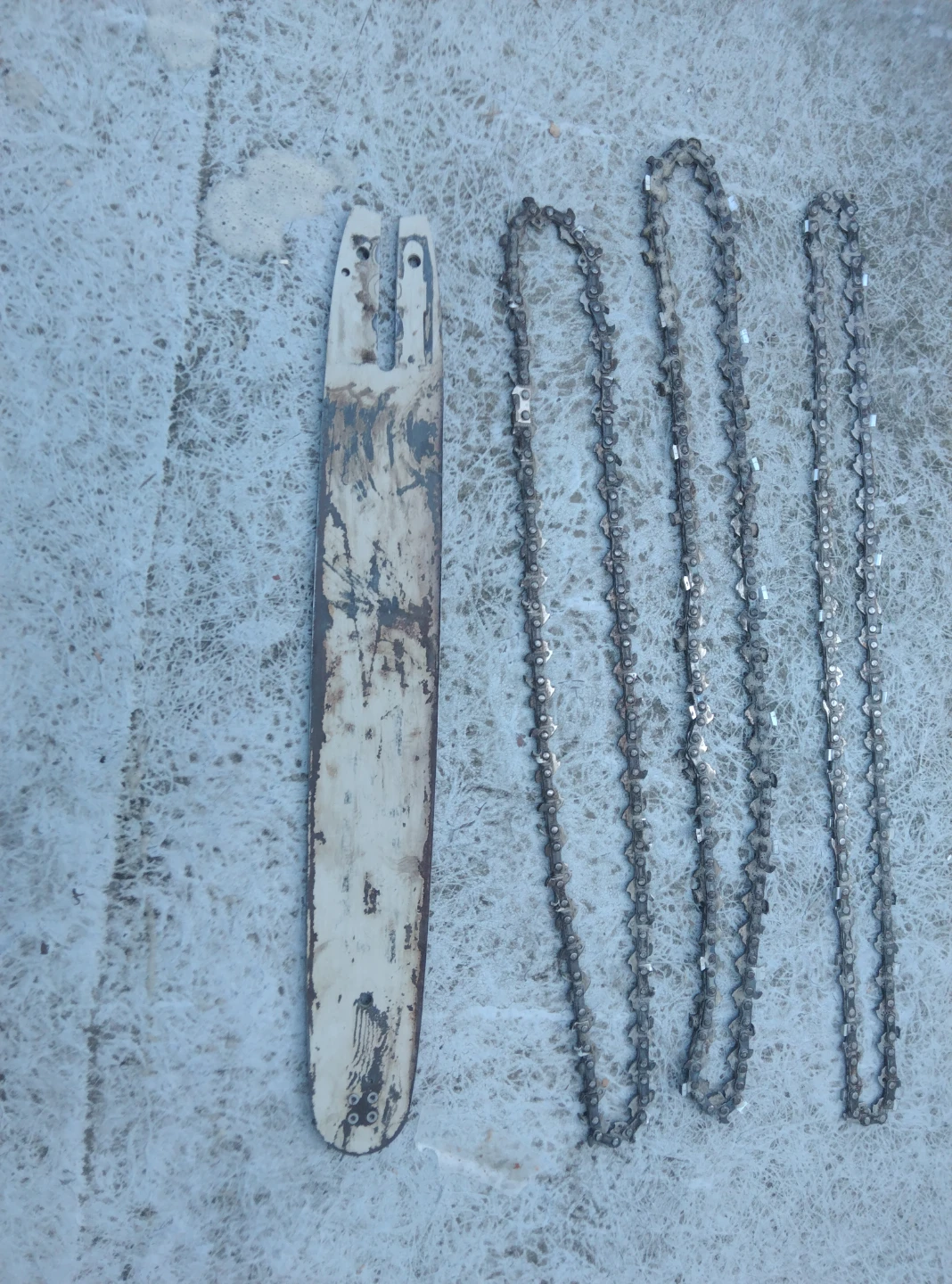 Stihl Chainsaw Bar and 3 Chains - photo 3