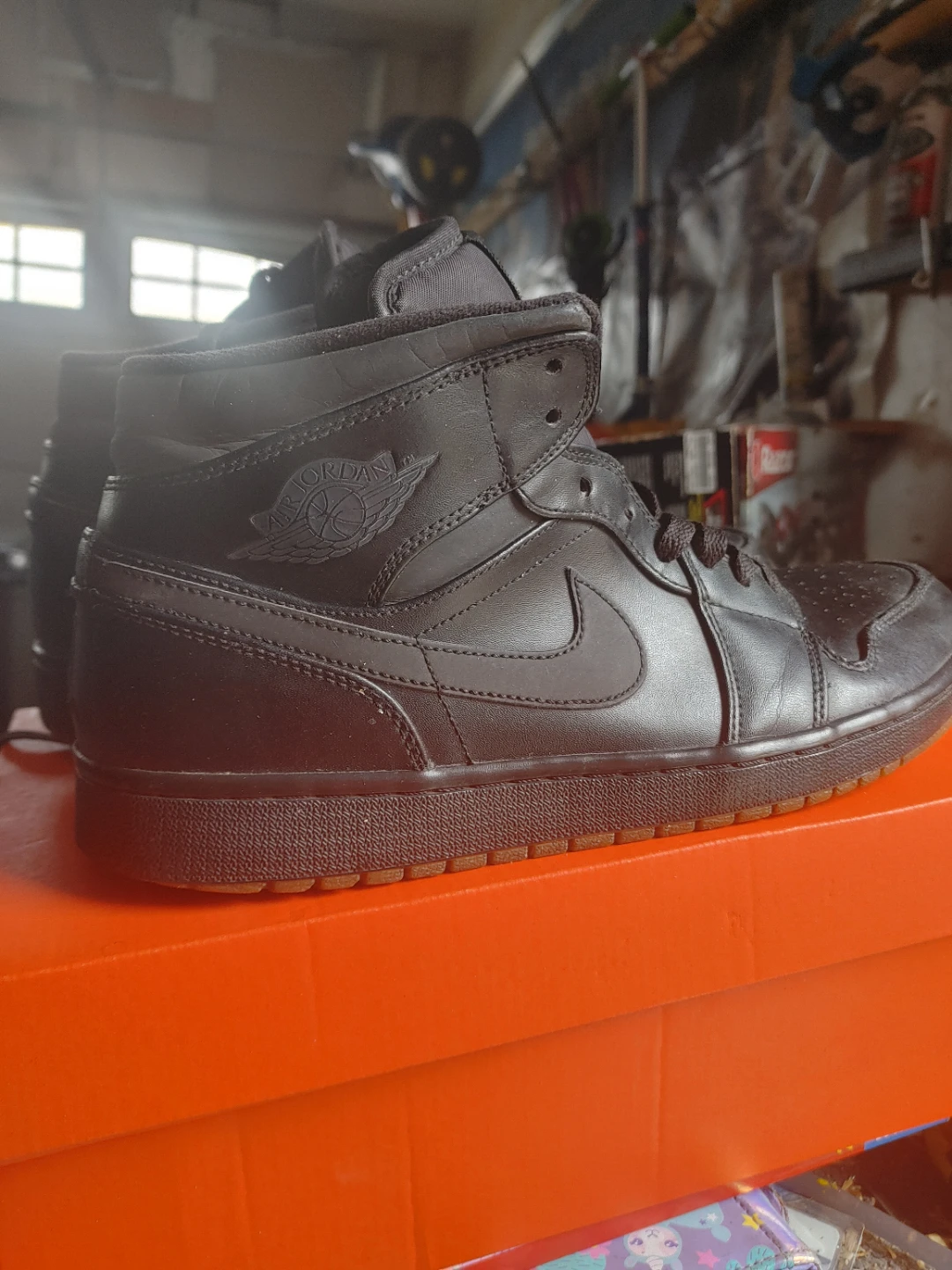Air Jordan 1 Black Sneakers