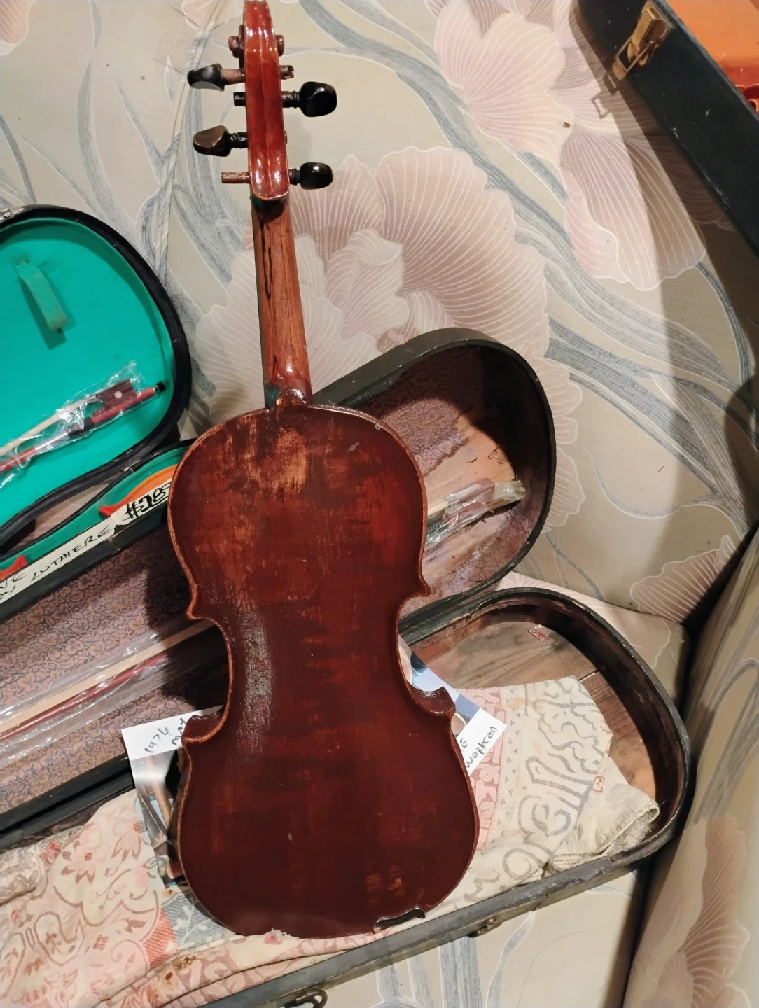 Vintage musical instruments - photo 5