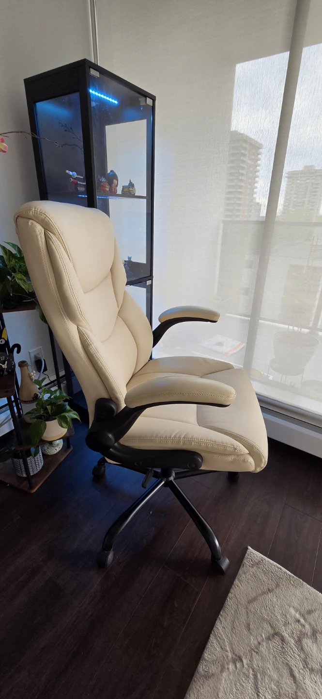 Executive/gaming chair with headrest. - photo 2