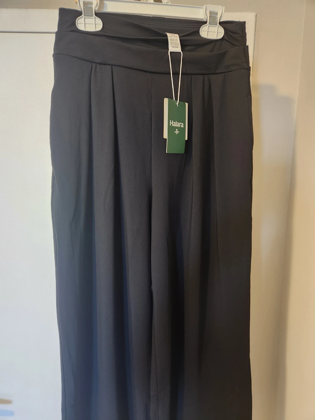 Halara Super High Waisted Tummy Control Pocket Wide Leg Pants - photo 2