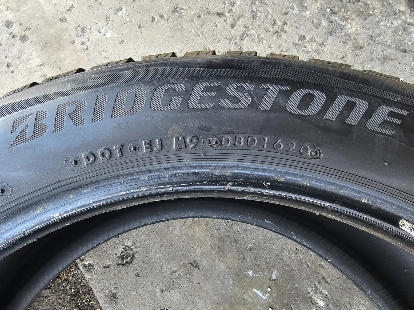235/55 R20 BRIDGESTONE BLIZZAK WINTER TIRES - photo 3