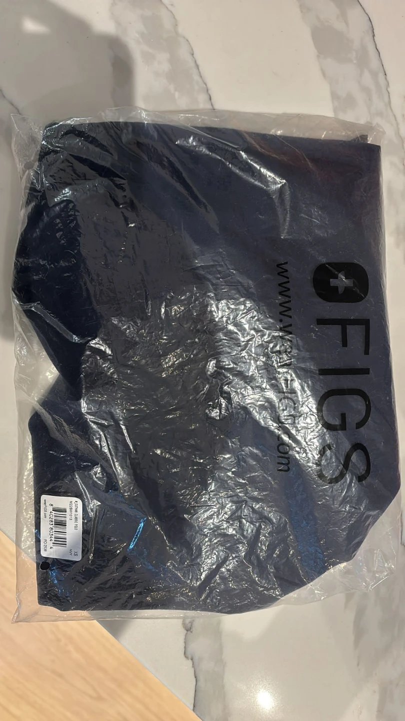 FIGS Rafaela Tunic Scrub Top - Navy - Medium - photo 3