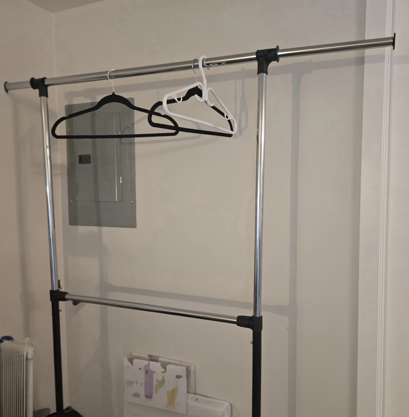 Mainstays 2 Tier Adjustable Garment Rack - photo 2