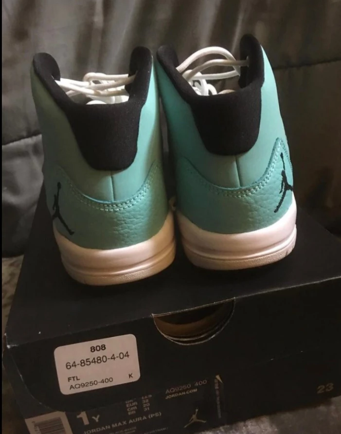 Jordan Max Aura (PS) Teal youth Shoes Size 1Y - photo 2