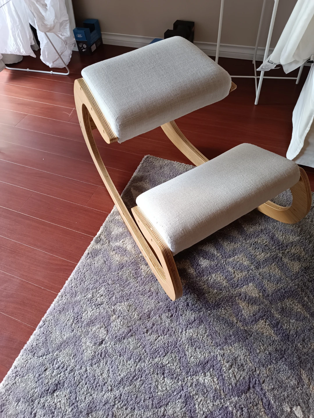 Predawn Ergonomic Kneeling Chair