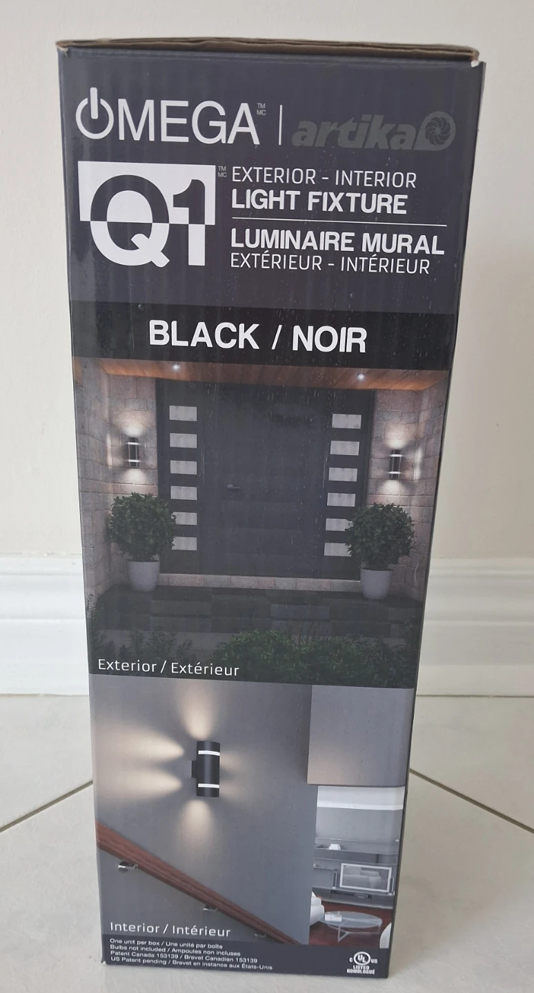 OMEGA Artika Q1 Exterior/Interior Black Light Fixture