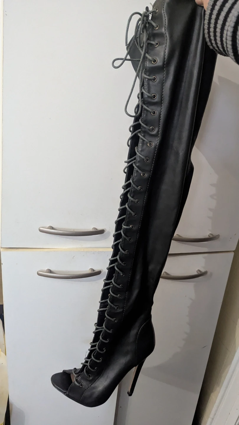 Brand new.. worn once Black Lace-Up Thigh-High Peep-Toe Heels - photo 2