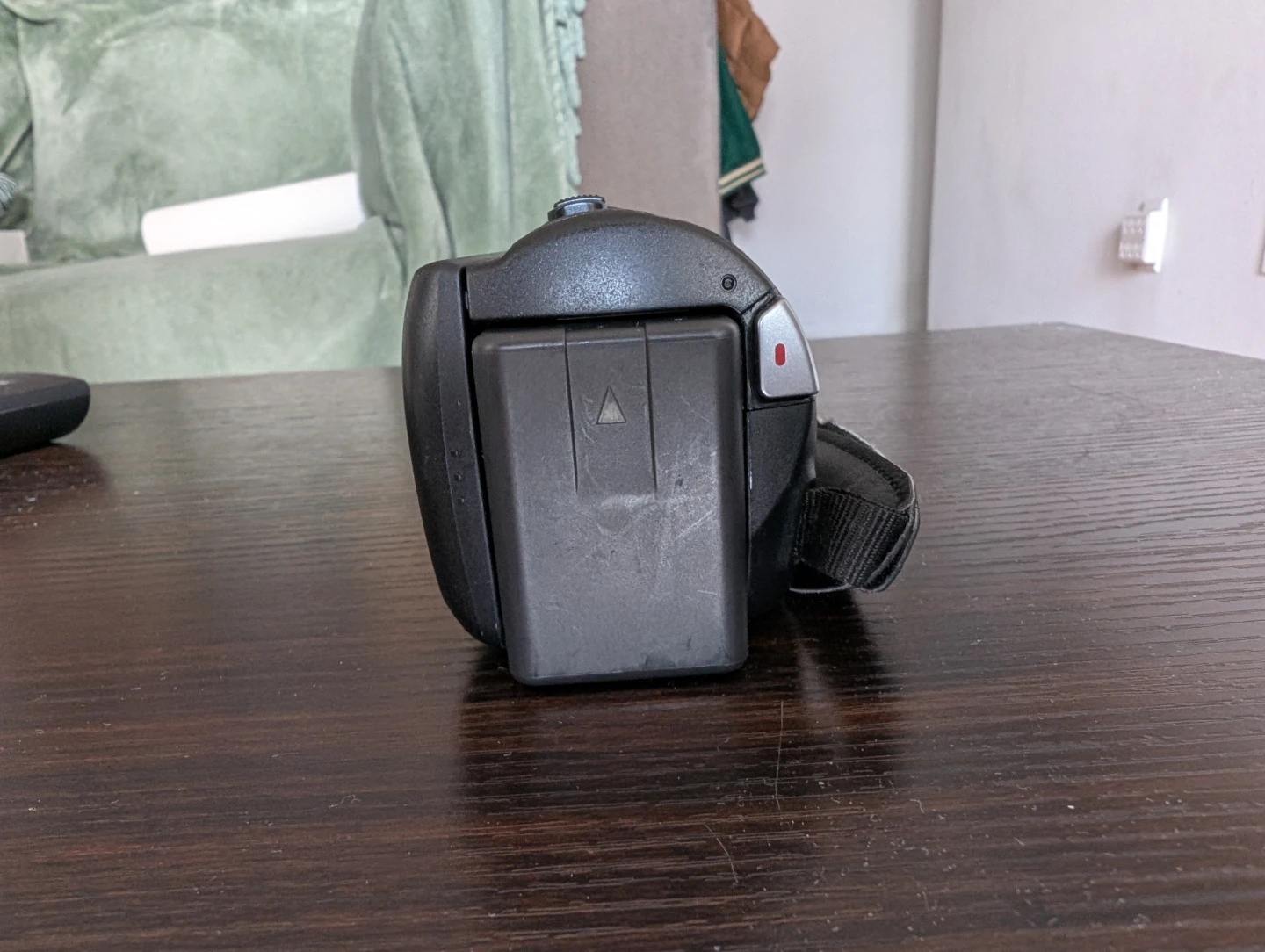 Panasonic HC-V180 Full HD Camcorder - photo 4