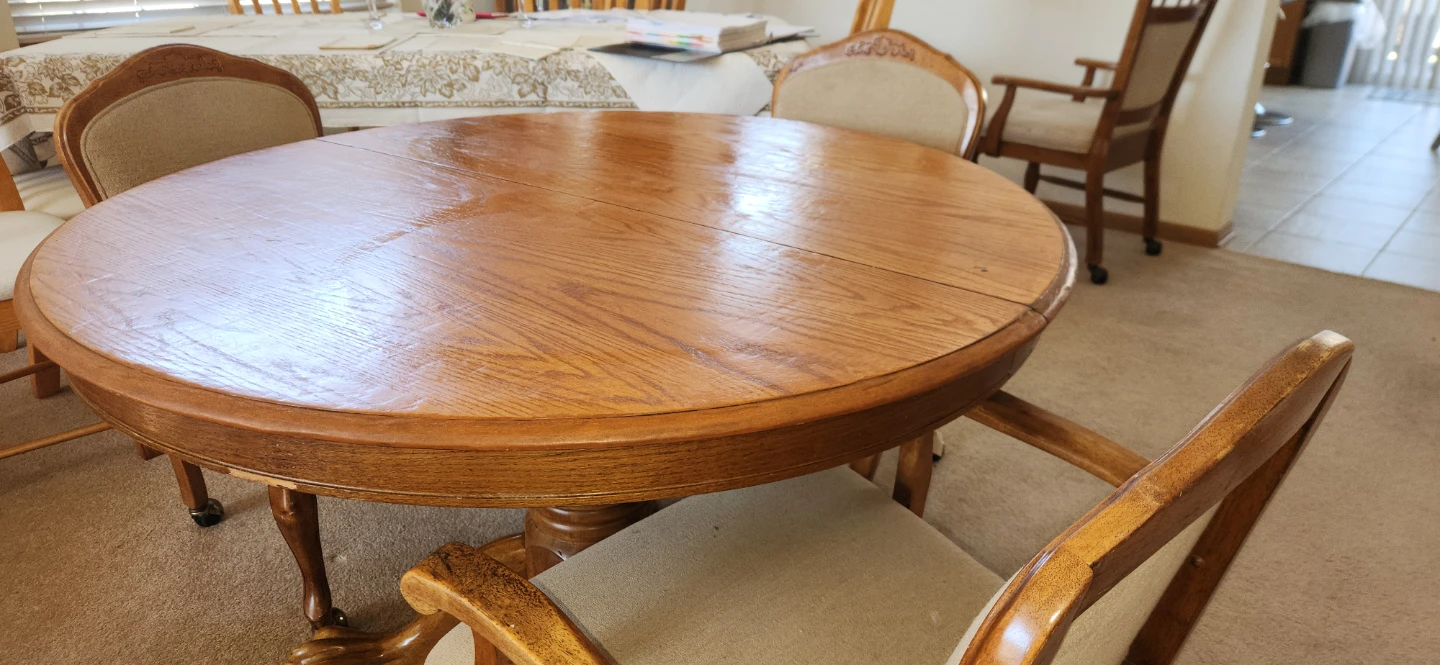 Round Oak Dining Table with Chairs