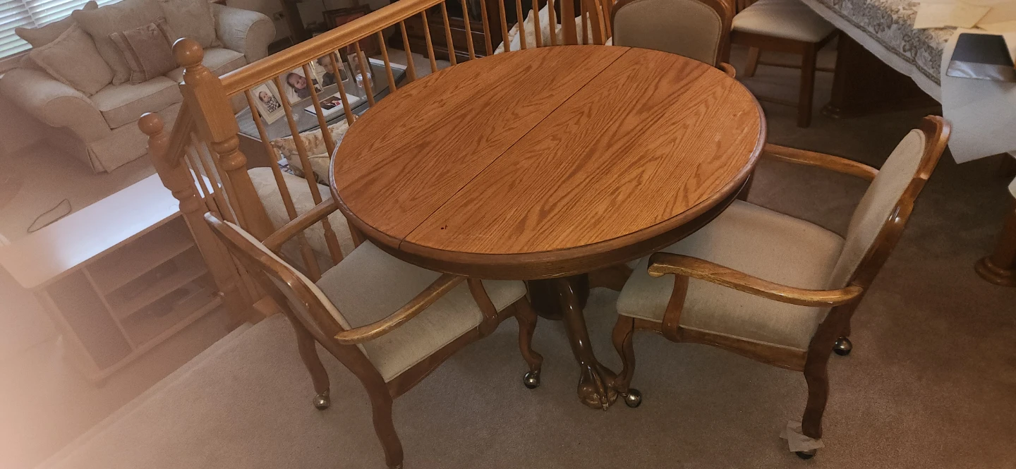 Round Oak Dining Table with Chairs - photo 2