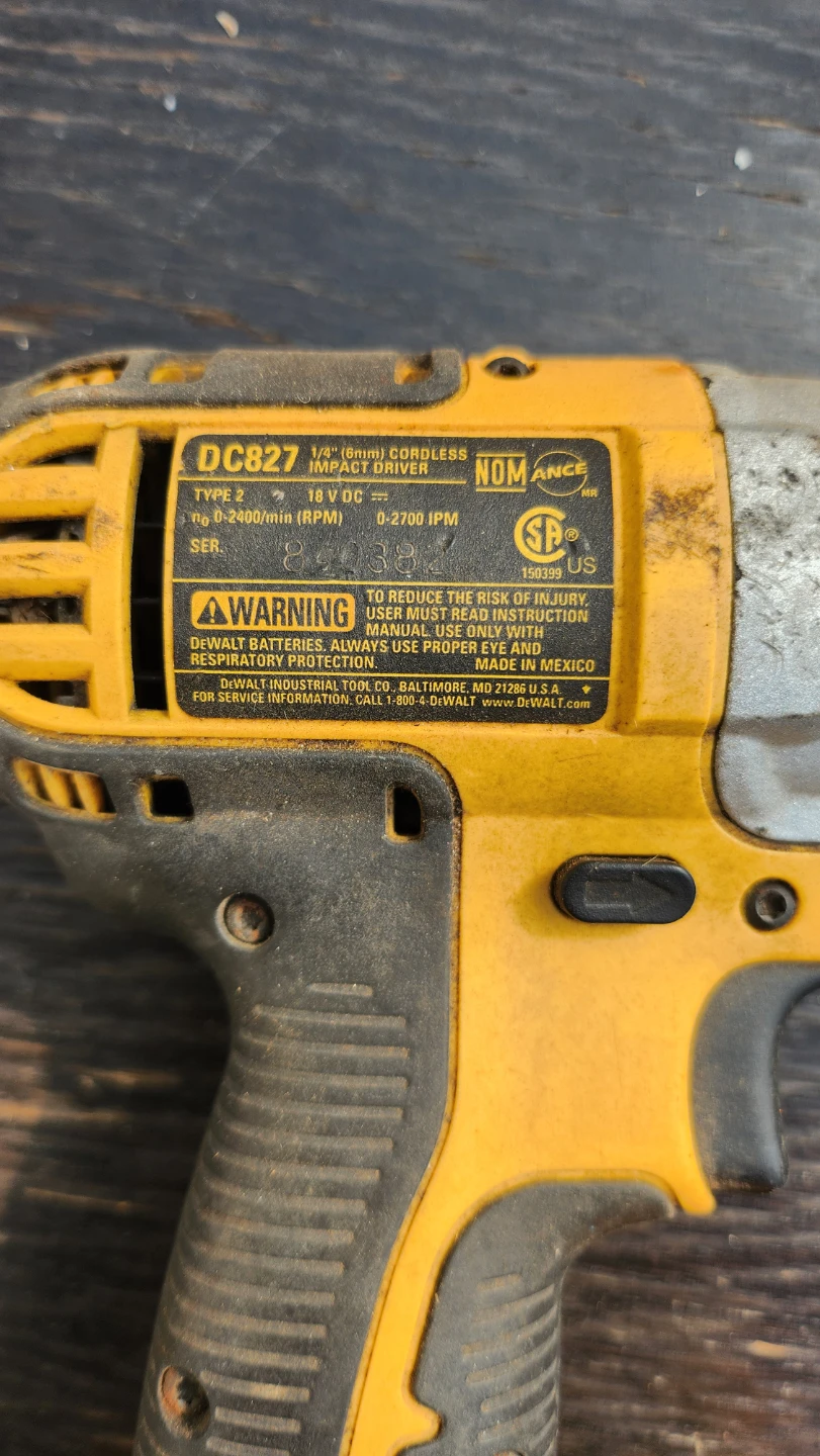DeWalt DC827 18V Cordless Impact Driver - photo 2