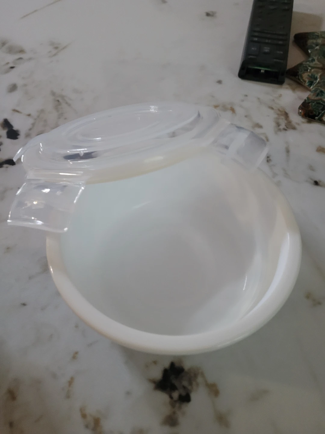 Set of 2 Food Storage glass Bowls with Lids$6 - photo 2