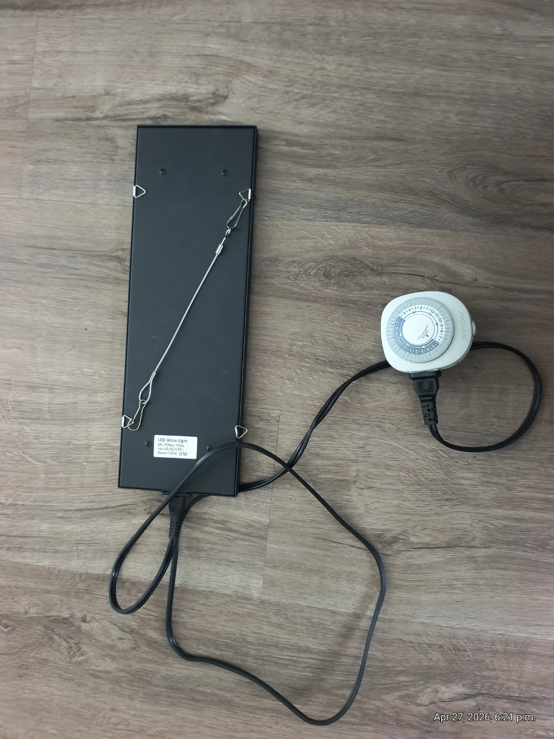 LED Grow Light APL-75RBU1-700W - photo 2