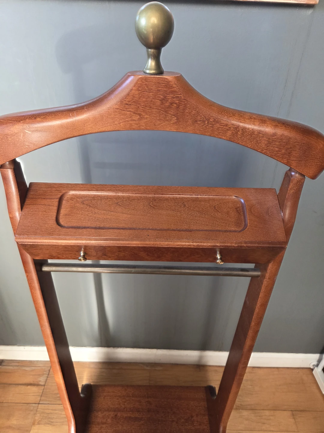 Wooden Valet Stand with Tray - photo 4