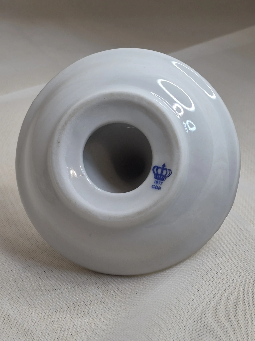 Vintage GDR Floral Porcelain Ringholder - photo 5
