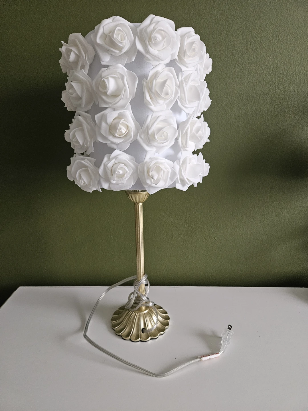 White Rose Lampshade Table Lamp