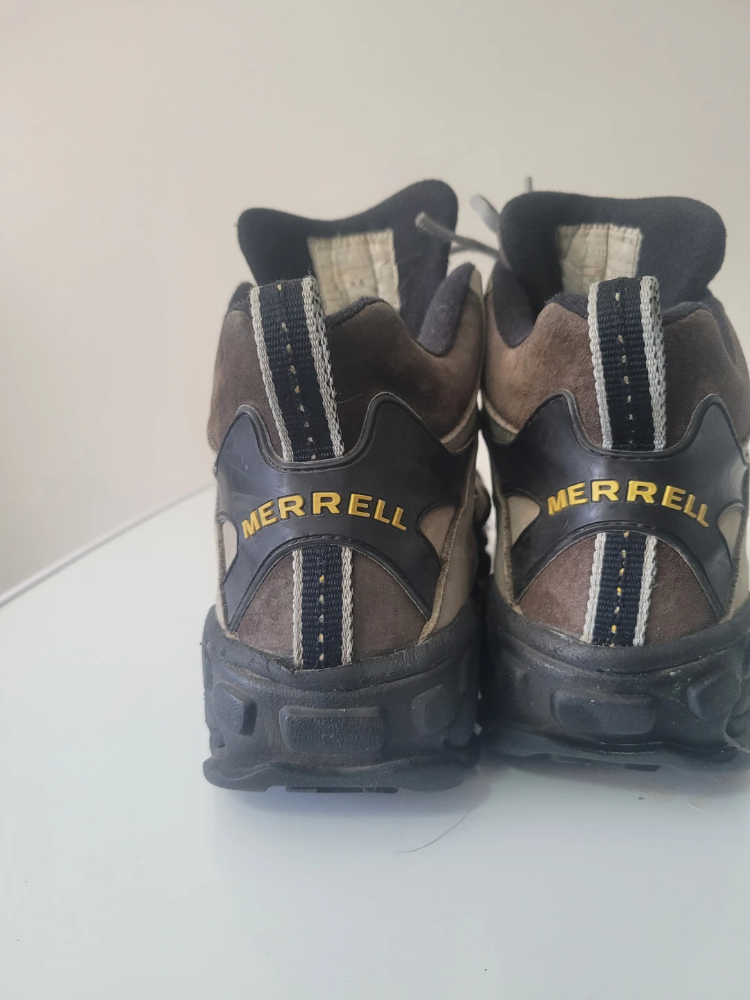 Merrell Waterproof Hiking Boots size 9 - photo 3
