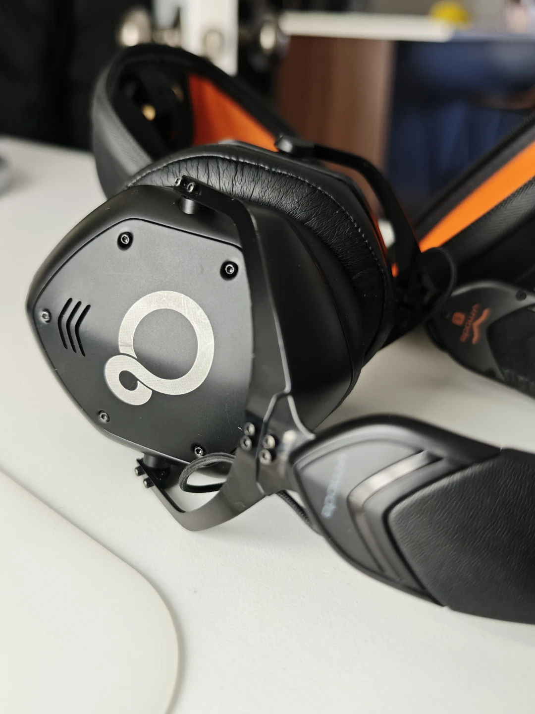 V-MODA Crossfade LP2 Headphones - photo 4