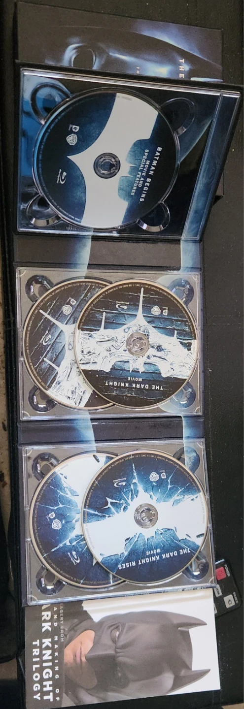 The Dark Knight Trilogy Blu-ray Box Set Complete - photo 3