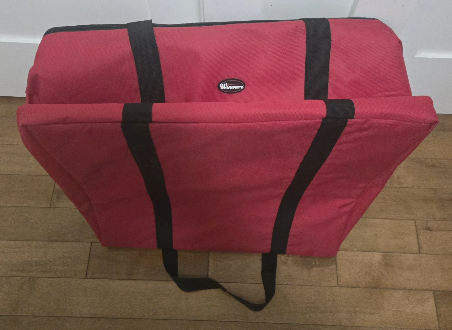 Winware Red Insulated Food Delivery Bag