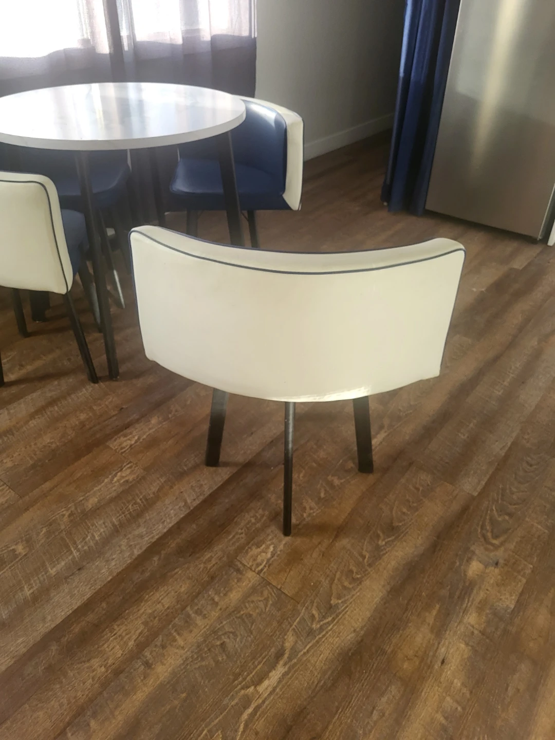 Retro Dinette - photo 3