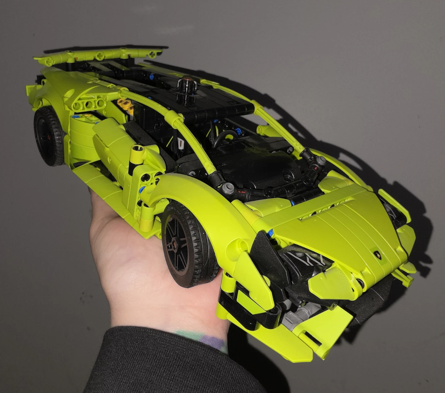 LEGO Technic 42161 Lamborghini - photo 2