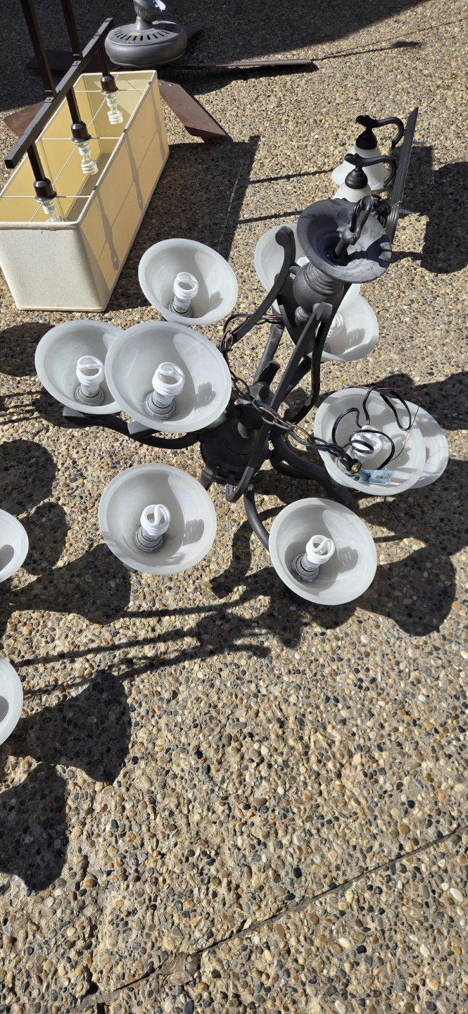 Chandelier with Frosted Glass Shades - photo 2