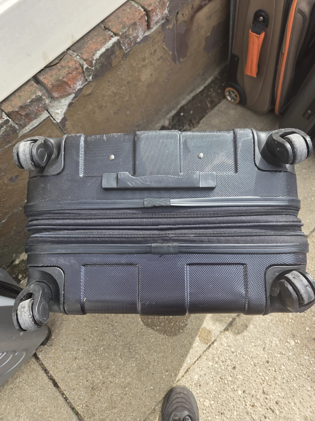 Black Hardshell Spinner Luggage with - photo 4
