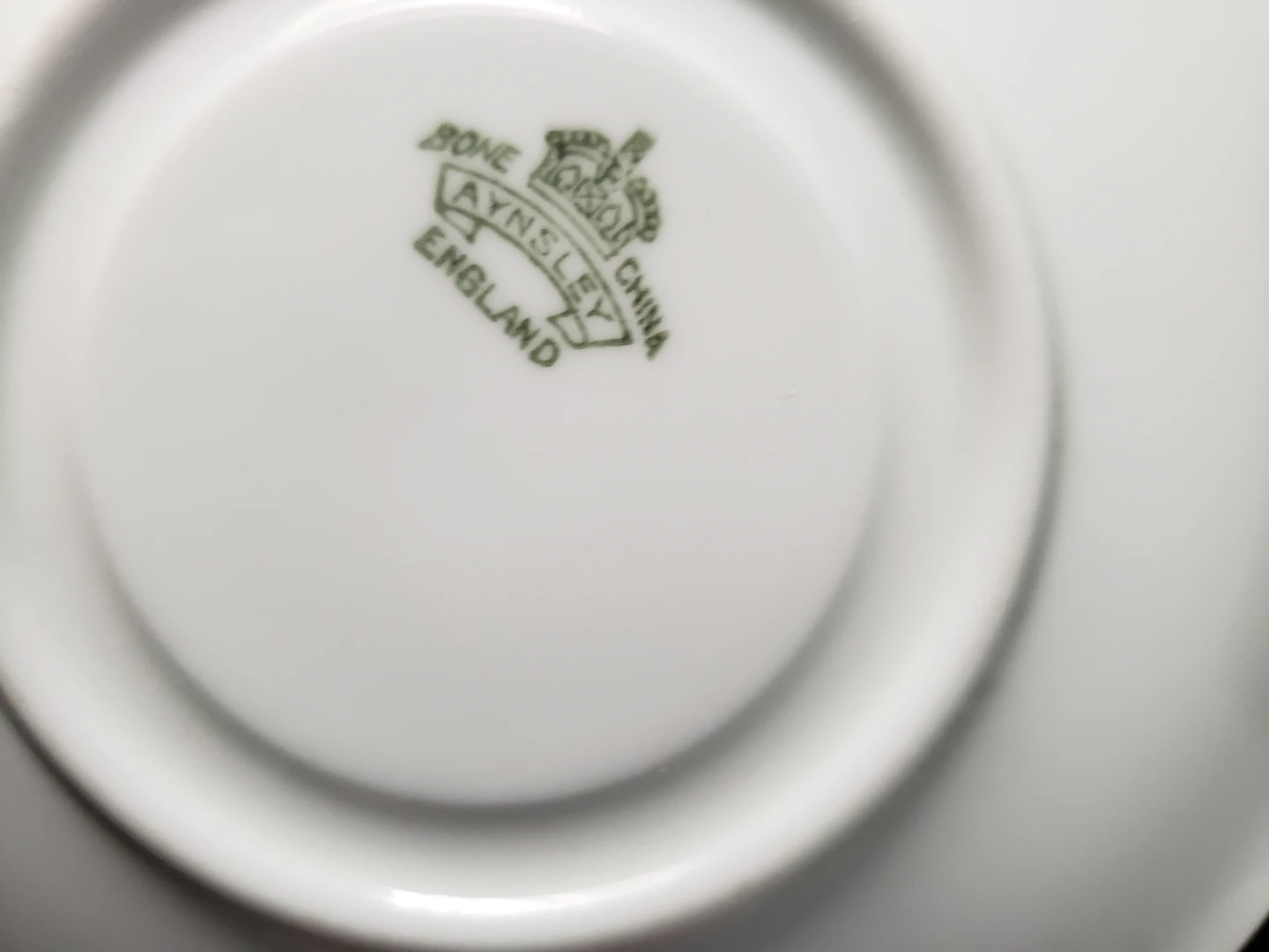 Aynsley Bone China Teacup and Saucer Set - photo 4