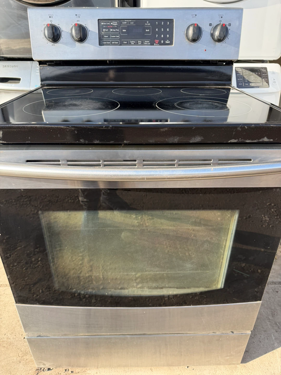 Samsung Electric Range with Oven