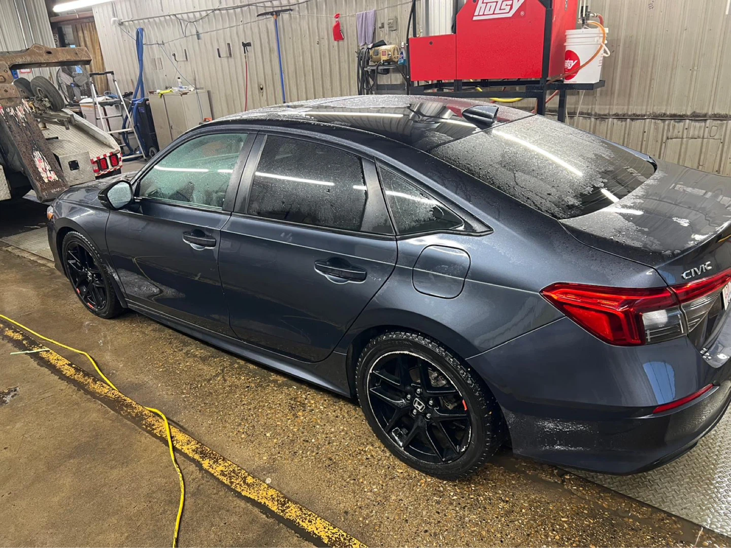 Honda Civic Sedan - photo 2